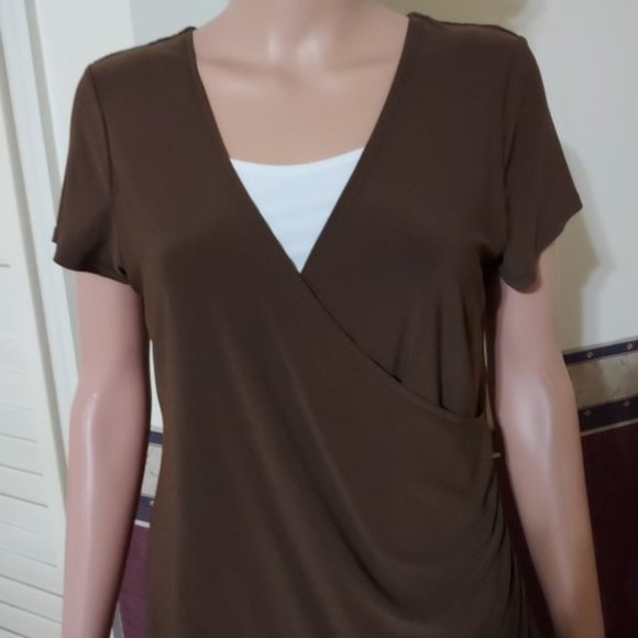 Choices Brown Cross Over with White Attched Tee Short Sleeve Top Size S NWOT - Picture 2 of 5